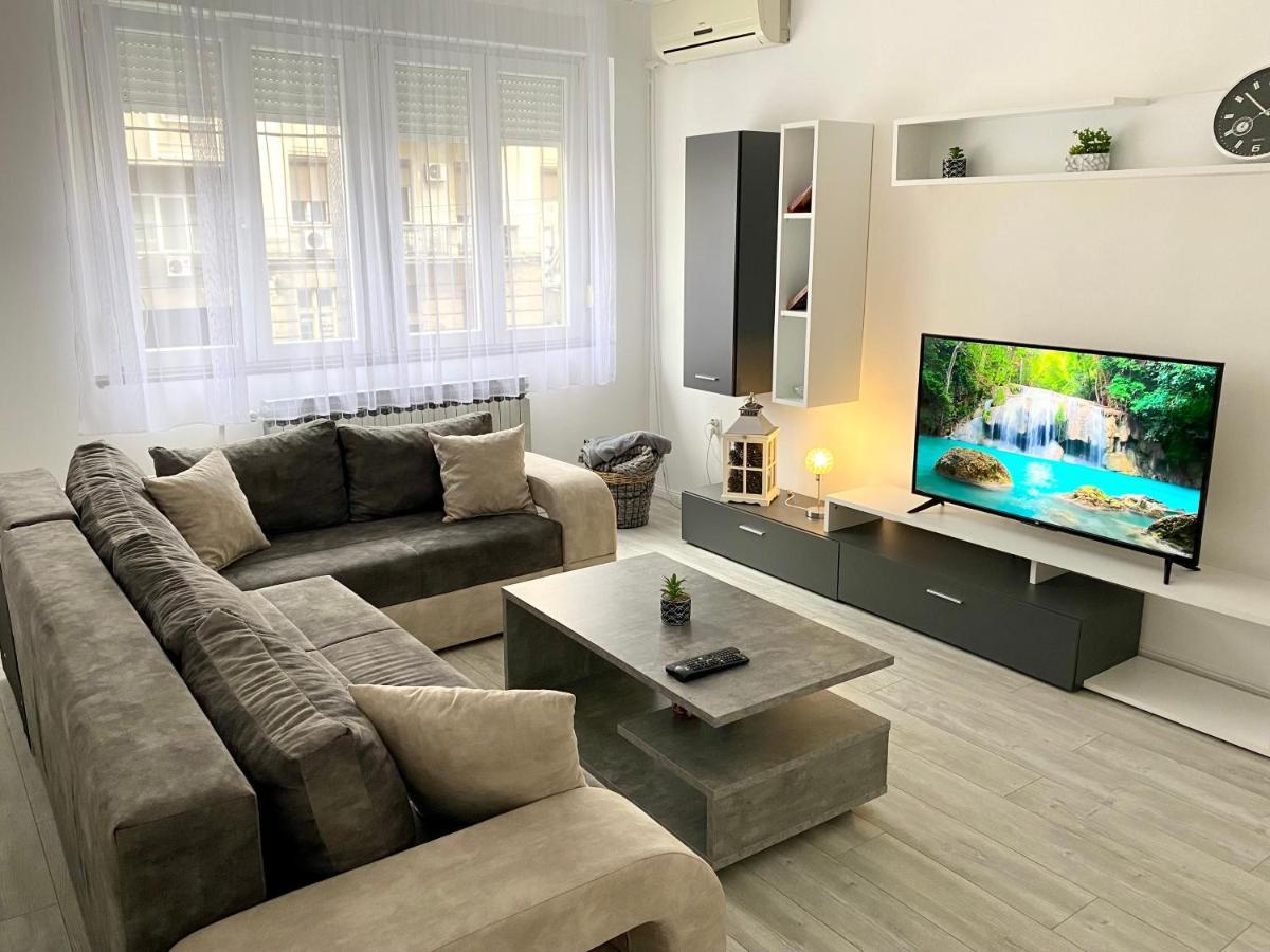 Appartement Grand Royal à Belgrade Extérieur photo